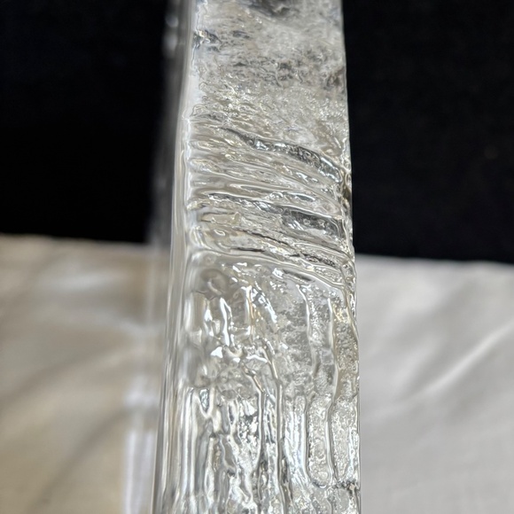 Mats Jonasson Sweden Fish Sculpture Paperweight #3601 - Picture 2 of 3